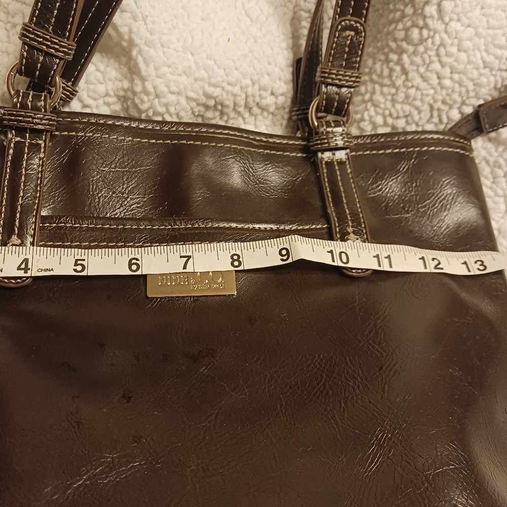 Nine&Co Tote - Picture 8 of 8